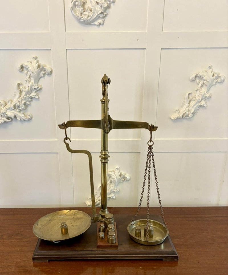 Antique Victorian Apothecary Balance Scales Brass Mahogany Day & Millward Complete with Weights - Image 2
